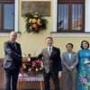 Đại sứ quán Việt Nam tổ chức Lễ Kỷ niệm 134 năm ngày sinh Chủ tịch Hồ Chí Minh tại thị trấn Horne Saliby. (Nguồn: VOV)