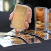 Vàng miếng được giới thiệu tại sàn giao dịch vàng ở Seoul, Hàn Quốc. (Ảnh: Yonhap/TTXVN)