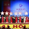 Trao Giải thưởng "Cống hiến" của Đoàn TNCS Hồ Chí Minh Thành phố Hà Nội cho các cá nhân có thành tích tiêu biểu trong công tác Hội sinh viên. (Ảnh: Dương Giang/ TTXVN)