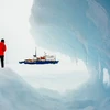 Bắt đầu chiến dịch giải cứu tàu Nga mắc kẹt ở Nam Cực