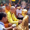 Lễ thếp vàng pho tượng Phật hoàng Trần Nhân Tông