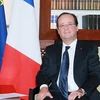 Tổng thống Pháp Hollande cam kết phục hồi kinh tế