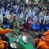 Ủy ban MTTQ thăm, tặng quà dịp lễ Dolta của đồng bào Khmer