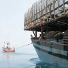 Phú Yên: Thi thể ngư dân gặp nạn trên biển được đưa vào đất liền