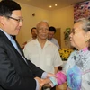 Phó Thủ tướng Phạm Bình Minh chúc Tết cán bộ Ngoại giao nghỉ hưu
