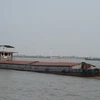 Hưng Yên phát hiện 3 nạn nhân chết trên tàu chở cát ở sông Hồng