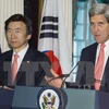 Ngoại trưởng Hàn Quốc Yun Byung-Se và người đồng cấp Mỹ John Kerry trong một cuộc họp báo chung (Ảnh: AFP/ TTXVN)