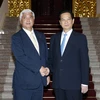 Thủ tướng Nguyễn Tấn Dũng đã tiếp Bộ trưởng Bộ Quốc phòng Nhật Bản Gen Nakatani. (Ảnh: Đức Tám/TTXVN) 