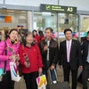 Những khách quốc tế đến Đà Nẵng trong năm mới Bính Thân. (Ảnh: Văn Sơn/TTXVN) 
