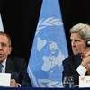 Ngoại trưởng Nga Sergei Lavrov và người đồng cấp Mỹ John Kerry trong một cuộc họp báo sau cuộc họp của ISSG tại Munich, Đức. (Nguồn: AFP)