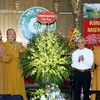 Đoàn đại biểu Ủy ban Đoàn kết Công giáo Việt Nam đến chúc mừng Giáo hội Phật giáo Việt Nam nhân dịp Đại lễ Phật đản 2016 - Phật lịch 2560. (Ảnh: Nguyễn Dân/ TTXVN)