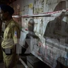 Cảnh sát Ấn Độ điều tra tại hiện trường một vụ nổ bom. (Nguồn: THX/TTXVN)
