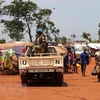 Lực lượng gìn giữ hòa bình tuần tra tại thị trấn Bria, Cộng hòa Trung Phi ngày 12/6. (Nguồn: AFP/TTXVN)