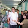 Nhà lãnh đạo Triều Tiên Kim Jong-un thăm một nhà máy ở thủ đô Bình Nhưỡng. (Nguồn: Yonhap/TTXVN)