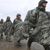 Binh sỹ Hàn Quốc trong một cuộc tập trận chung với các lực lượng Mỹ. (Ảnh: AFP/TTXVN)