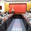 Buổi làm việc giữa đoàn công tác với lãnh đạo Ủy ban Nhân dân tỉnh Ninh Bình. (Ảnh: Ninh Đức Phương/TTXVN)