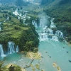 Thác Bản Giốc được đánh giá là thác nước đẹp nổi tiếng của Việt Nam và thế giới. Đây là điểm du lịch tiêu biểu mang tính biểu tượng của tỉnh Cao Bằng có nhiều tiềm năng phát triển, thu hút khách du lịch trong lai. (Ảnh: Trọng Đạt/TTXVN) 