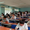 Thí sinh chuẩn bị thi đánh giá năng lực tại điểm thi Đại học Bách khoa, Đại học học Quốc gia Thành phố Hồ Chí Minh (Quận 10). (Ảnh: Thu Hoài/TTXVN)