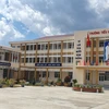 Trường Tiểu học Song Bình, huyện Chợ Gạo, tỉnh Tiền Giang, khang trang trước thềm năm học mới. (Ảnh: Hữu Chí/TTXVN)