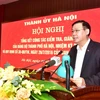 Bí thư Thành ủy Hà Nội Vương Đình Huệ phát biểu tại hội nghị. (Nguồn: TTXVN)