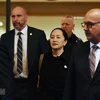Giám đốc Tài chính (CFO) của Tập đoàn công nghệ Huawei (Trung Quốc) Mạnh Vãn Châu rời khỏi Tòa án Tối cao British Columbia ở Vancouver (Canada) sau phiên xét xử, ngày 23/1/2020. (Ảnh: AFP/TTXVN) 