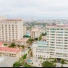 Bệnh viện Đa khoa Bãi Cháy, Thành phố Hạ Long (Quảng Ninh), nơi vừa xảy ra vụ đối tượng Sỹ chém trọng thương người thân rồi nhảy lầu tự tử. 