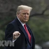 Tổng thống Mỹ Donald Trump rời khỏi Nhà Trắng ở Washington DC. (Ảnh: AFP/TTXVN)