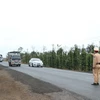 Lực lượng cảnh sát giao thông tỉnh Đắk Lắk kiểm soát giao thông trên quốc lộ 26, đoạn qua huyện Krông Pắc. Ảnh minh họa. (Ảnh: Tuấn Anh/TTXVN)