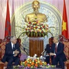 Chủ tịch Quốc hội Nguyễn Phú Trọng tiếp Thủ tướng Maroc Abbas El Fassi thăm chính thức Việt Nam (Hà Nội, 24/11/2008). (Ảnh: Nhan Sáng/TTXVN) 