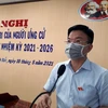 Ông Lê Thành Long, Bộ trưởng Bộ Tư pháp, đại biểu Quốc hội khoá XIV, đơn vị tỉnh Kiên Giang trình bày chương trình hành động tại buổi tiếp xúc cử tri. (Ảnh: Lê Sen/TTXVN)