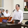 Bị cáo Vũ Huy Hoàng (cựu Bộ trưởng Bộ Công Thương) khai báo trước tòa. (Ảnh: Phạm Kiên/TTXVN) 