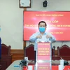 Ông Nguyễn Trọng Nghĩa, Bí thư Trung ương Đảng, Trưởng Ban Tuyên giáo Trung ương ủng hộ phòng, chống dịch COVID-19. (Ảnh: Phương Hoa/TTXVN)