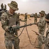 Binh sỹ Mỹ tham gia cuộc tập trận chung mang tên Sư tử châu Phi tại Grier Labouihi, Maroc. (Ảnh: AFP/TTXVN) 