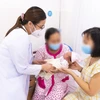Bệnh viện Hùng Vương Thành phố Hồ Chí Minh vừa chào đón em bé ra đời nhờ mang thai hộ vì mục đích nhân đạo đầu tiên vào ngày 9/7/2021. Đây được xem là bước khởi đầu mang đến niềm vui cho các cặp vợ chồng vô sinh, hiếm muộn. (Ảnh: TTXVN phát) 