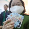 Cận cảnh mẫu thẻ căn cước công dân gắn chip mới được ban hành. (Nguồn: Vietnam+)