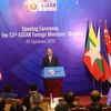 Thủ tướng Nguyễn Xuân Phúc, Chủ tịch ASEAN 2020 phát biểu tại Lễ khai mạc Hội nghị Bộ trưởng Ngoại giao Hiệp hội các quốc gia Đông Nam Á-ASEAN lần thứ 53 (AMM 53) theo hình thức trực tuyến. (Ảnh: Lâm Khánh/TTXVN) 