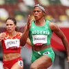 Nữ vận động viên Blessing Okagbare (phải) dính doping và bị trục xuất khỏi Olympic 2020. (Nguồn: AFP)