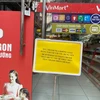 Thông báo của một cửa hàng thuộc chuỗi siêu thị VinMart (Ảnh: CTV)