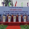 Khởi công xây dựng tuyến đường bộ ven biển đoạn Nga Sơn-Hoằng Hóa, tỉnh Thanh Hóa. (Ảnh: Nguyễn Nam/TTXVN) 