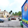 Pano chào mừng ngày thành lập Đảng và xuân Nhâm Dần tại khu vực Quảng trường Cách mạng tháng Tám. (Ảnh: Hoàng Hiếu/TTXVN) 