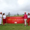 Các nữ golf thủ chụp ảnh lưu niệm trước khi bắt đầu thi đấu. (Ảnh: Nguyễn Minh/TTXVN)