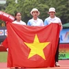 Bắn cung Việt Nam giành Huy chương Bạc Cung ba dây đồng đội nữ