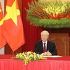 Tổng Bí thư Nguyễn Phú Trọng tại cuộc điện đàm với Thủ tướng Đức Olaf Scholz. (Ảnh: Trí Dũng/TTXVN)