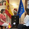 Đại sứ Đặc mệnh toàn quyền Tây Ban Nha tại Việt Nam, Pilar Méndez Jiménez, trả lời phỏng vấn phóng viên TTXVN nhân dịp 45 năm thiết lập quan hệ ngoại giao Việt Nam- Tây Ban Nha. (Ảnh: TTXVN)