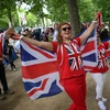 Hàng triệu người dân ở Vương quốc Anh và trên khắp thế giới đã sẵn sàng cho Đại lễ Bạch kim kỷ niệm 70 năm Nữ hoàng Elizabeth II lên ngôi. (Nguồn: AFP/TTXVN)