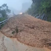 Điện Biên: Mưa lớn gây sạt lở, ách tắc trên Quốc lộ 12 và 4H