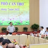 Thủ tướng Phạm Minh Chính làm việc với lãnh đạo chủ chốt thành phố Cần Thơ. (Ảnh: Dương Giang/TTXVN) 