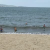 Bãi biển Bình Sơn-Ninh Chữ luôn sạch đẹp, là điểm đến lý tưởng của du khách. (Ảnh: Công Thử/TTXVN)