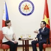 Chủ tịch Quốc hội Vương Đình Huệ hội kiến Phó Tổng thống Philippines Sara Duterte. (Ảnh: Doãn Tấn/TTXVN) 