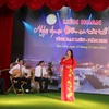 Tiết mục tham dự Liên hoan của Câu lạc bộ đờn ca tài tử huyện Đông Hải. (Ảnh: Tuấn Kiệt/TTXVN)